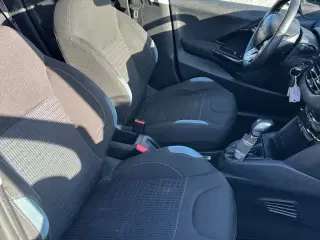 Peugeot 208 1,2 VTi Allure Sky