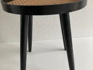 Sidebord med flet 