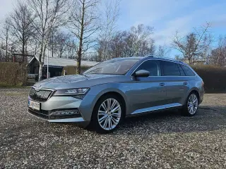 Skoda Superb 1,4 TSi iV Laurin & Klement Combi DSG