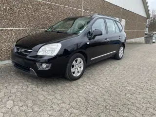 2009 Kia Carens 7 personers benzin Automatgear