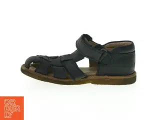Sandaler fra Rap (str. 31)