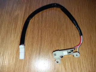 Kontakt for bagklap Toyota Corolla