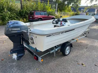 17-fods Crescent 499 med 40hk Yamaha