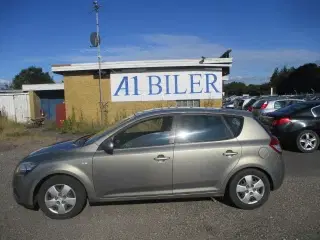 Kia Ceed 1,4 CVVT 90 Active