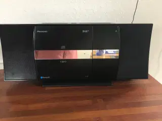 DAB radio+,FM/CD og Bluetooth