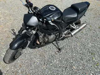 Suzuki sv 1000