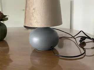 Bordlampe 27 cm høj