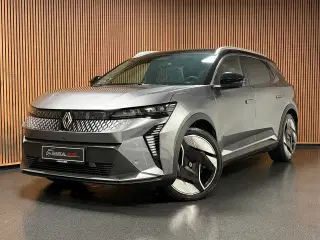 Renault Scenic E-Tech 87 Iconic
