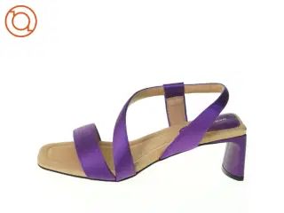 Violet Sylvi Satin Sandal fra Shoe The Bear (str. 39)