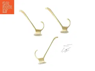 Sæt af tre messingknager med skruer (str. 13 cm)