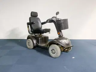 LM-600 grå