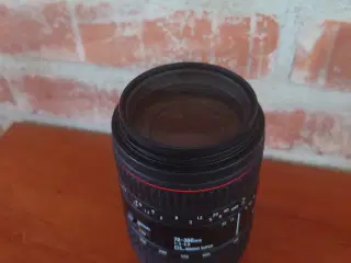  Nikon 70-300mm objektiv 