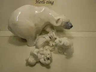 KGL Bjørnefamilie: Mor med 3 unger