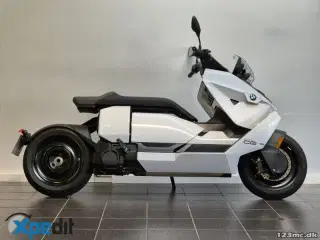 BMW CE 04