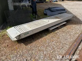 Slisker Metal mec