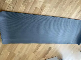 Yougamåtte med bærestrop