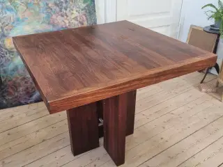 Spisebord