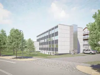 Synlig ejendom midt mellem kanoner og kanaler på Holmen