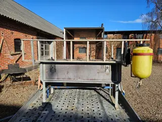 Ladstatil til varebil sælges