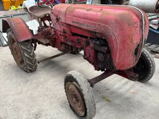 Porsche Junior 108
