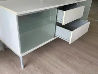 TV skænk fra IKEA