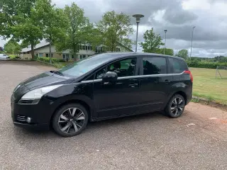 Peugeot 5008 1,6 HDi 110 Premium 7prs