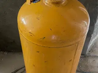 gasflaske 17L, 17 liter gasflaske med fuld gas i. 