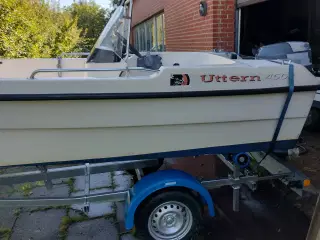 Uttern 4502 