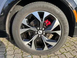 19” Ford Mustang Mach E alufælge med dæk