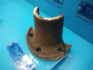 Ford 8630 Nav 9,2cm D8NN1N035AA
