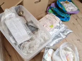 Unikt Babytøj og dukkemager tilbehør