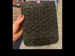 Lækre nye iPad etuier fra adax