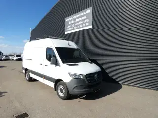 Mercedes-Benz Sprinter 319 3,0 CDI A2 H2 RWD 190HK Van 6g