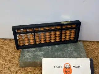 Daruma Abacus “made in Japan”