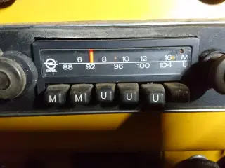 Opel bilradio