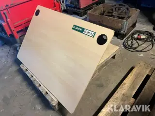 Vægmonteret hæve/sænke bord