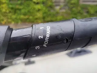 Gummibåd m. Kraftig El Motor komplet m. årer og pu