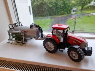 Bruder traktor og gyllespreder