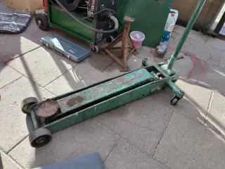 Donkraft 1000 kg. Ren obj