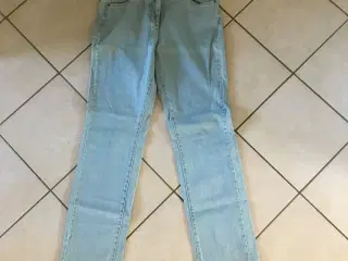 Jeans Str. 40