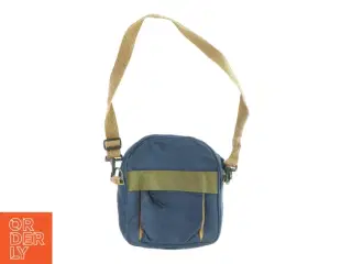 Crossbody taske