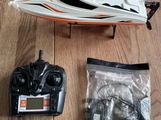 Speedbåd