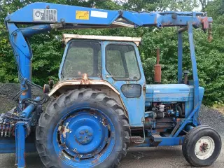 Ford 4000 med HIAB kran