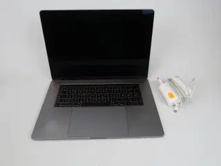Apple MacBook Pro 15,4" i7 CPU