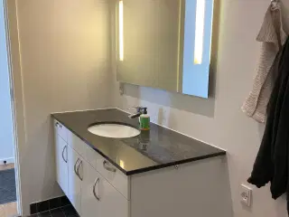 badeværelse møbel