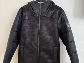 Armani EA7 jakke i sort til mænd
