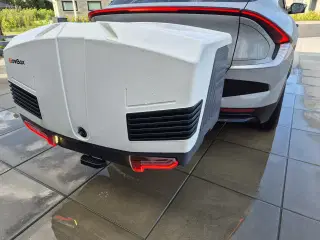 UDLEJES - TowBox V3