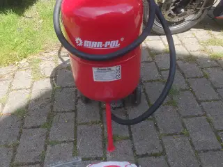 Sandblæser mobil - 38 liter kapacitet