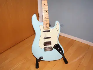 Fender Guitar  Sixty Six