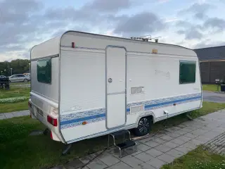 Adria 462